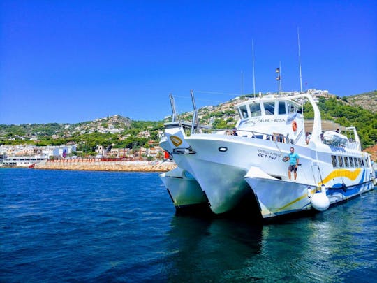 Viaje en Barco de Ida y Vuelta desde Calpe a Altea con Múltiples Horarios