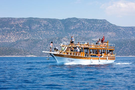 Visite de Kekova, Myra et Saint-Nicolas avec déjeuner et balade en bateau