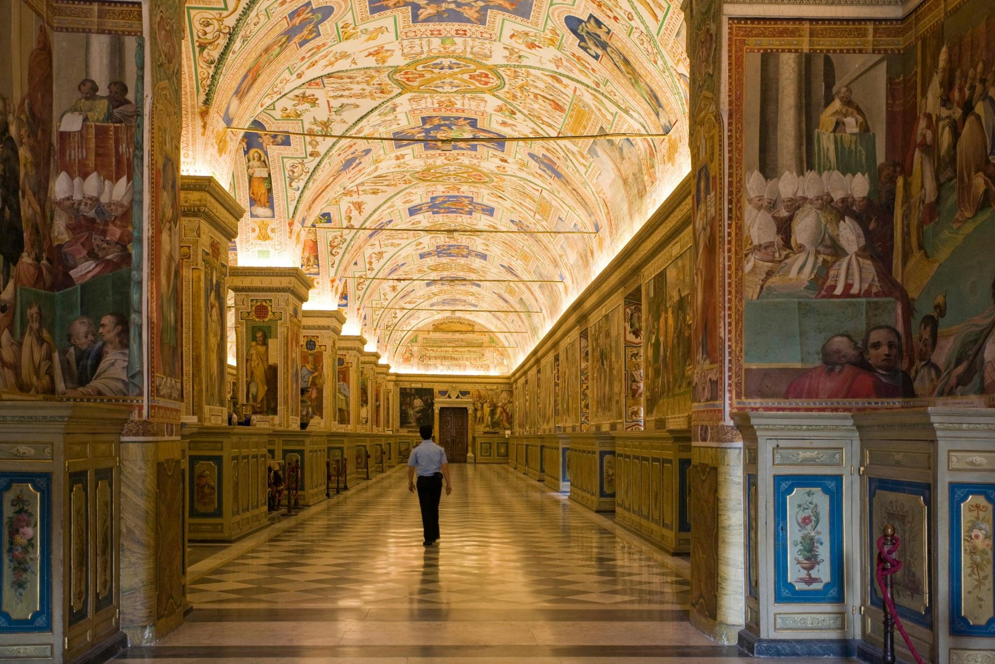 Vatican Museums, Sistine Chapel Fast Track and Palazzo Patrizi Ticket