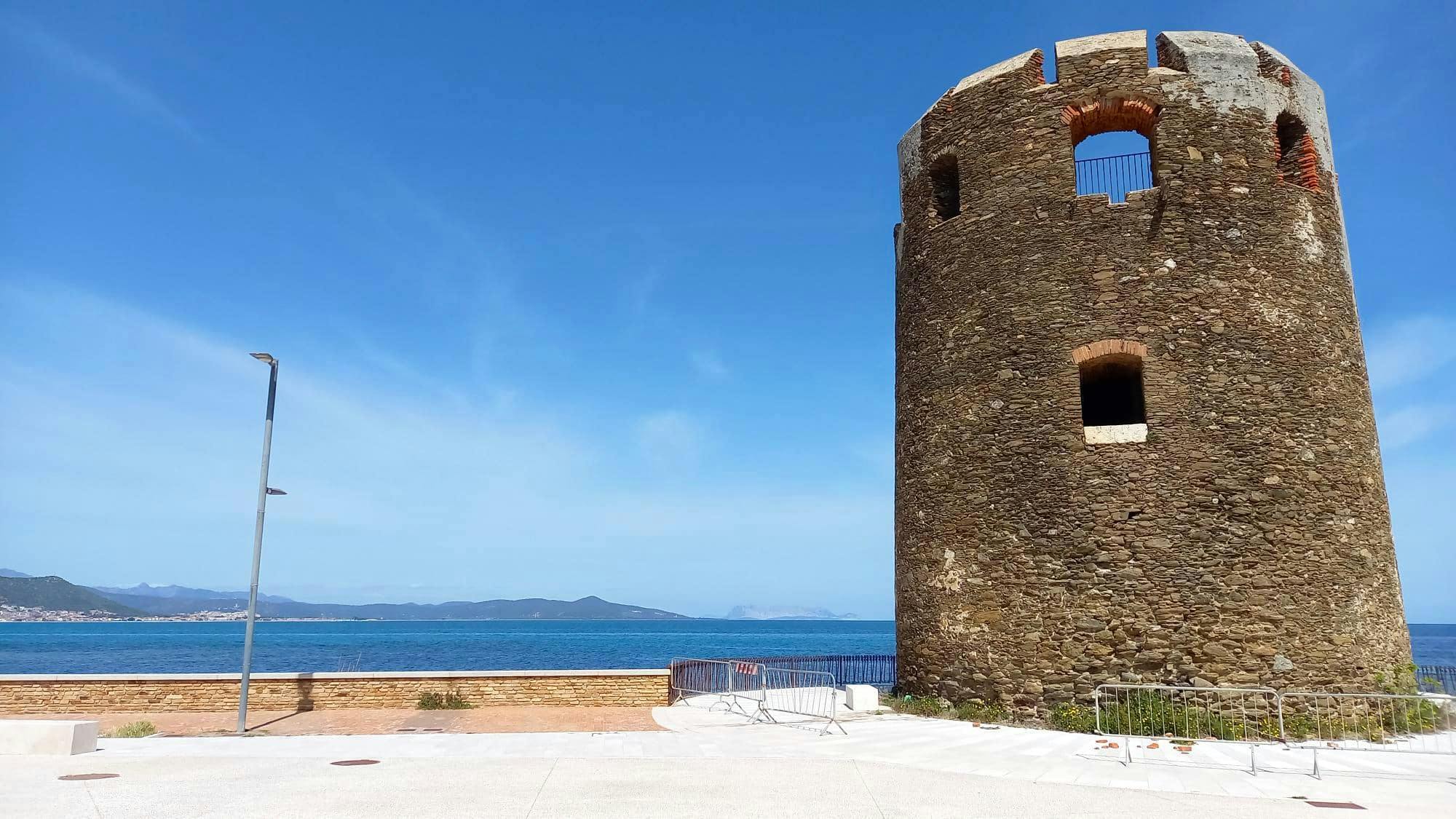 Sardinia's beautiful beaches & home-made ice-cream