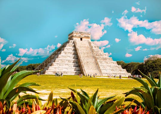 Chichen Itza et le cénote Tsukán avec repas le midi