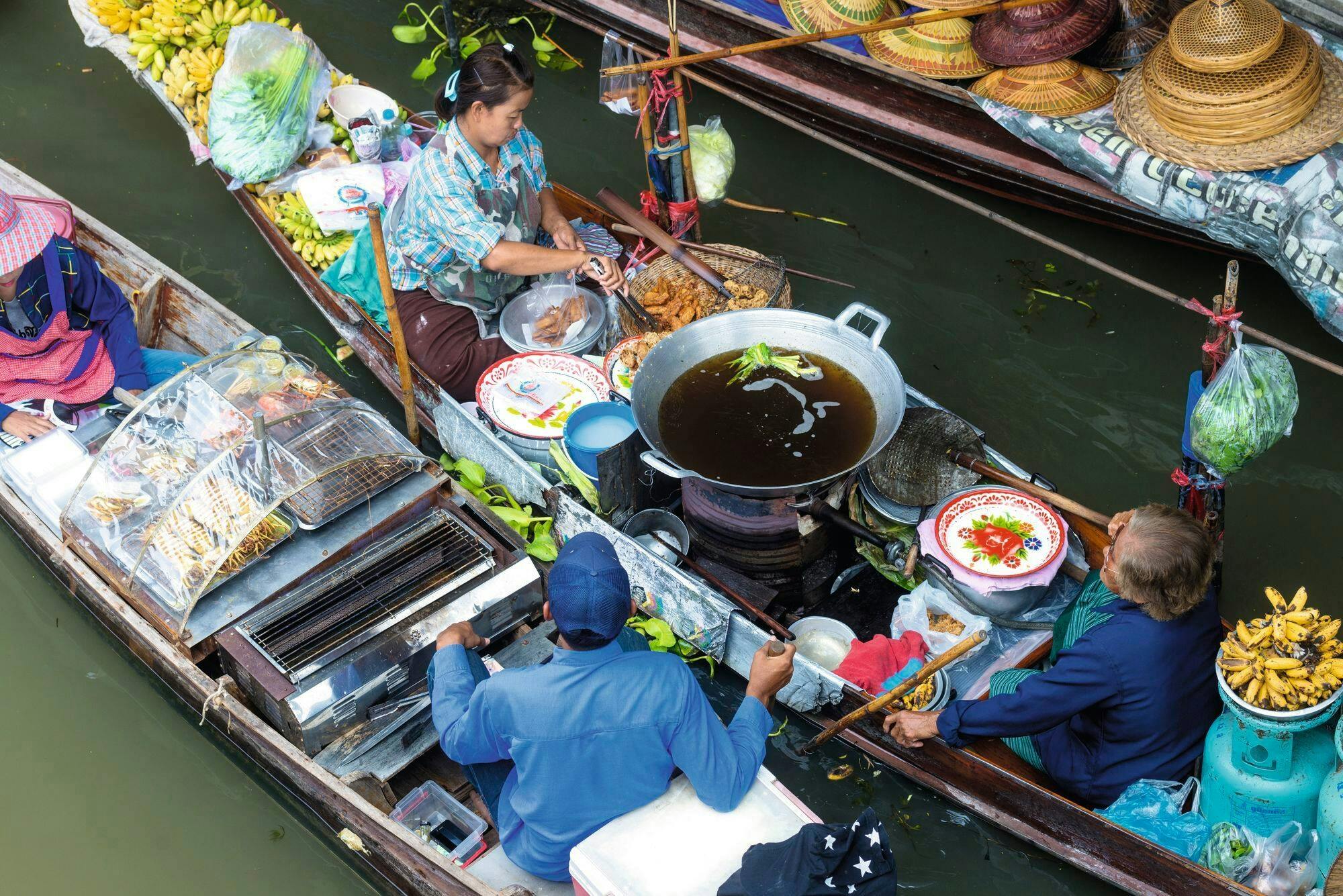 Floating and Railway Markets Small Group Tour