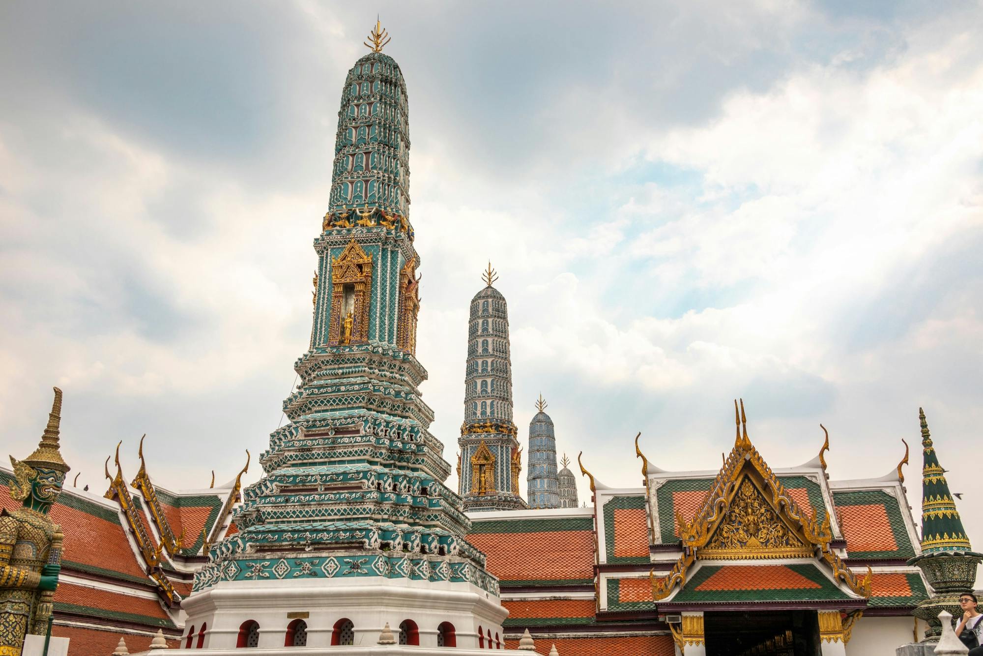 Royal Grand Palace and Bangkok Temples Small Group Tour