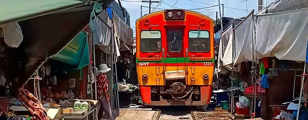 Incontro con i locali thailandesi e tour del mercato ferroviario di Maeklong con pranzo