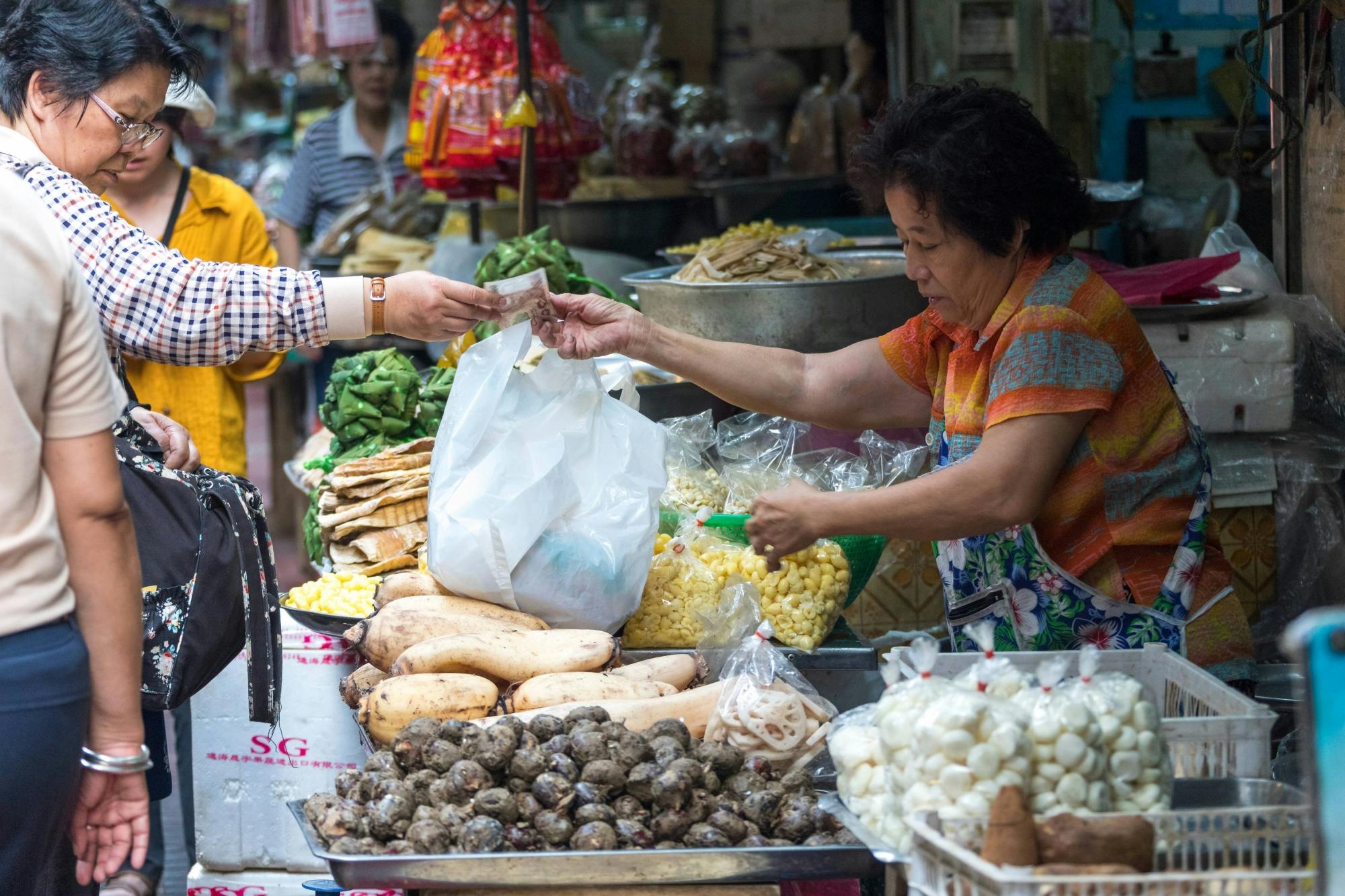 Talad Noi Community Tour and Flower Market