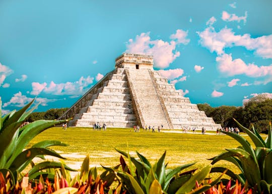 Excursie naar de Maya ruïnes van Chichen Itza en Cenote Tsukán met lunch