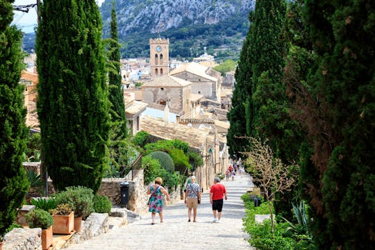 Majorca textiles sightseeing tour