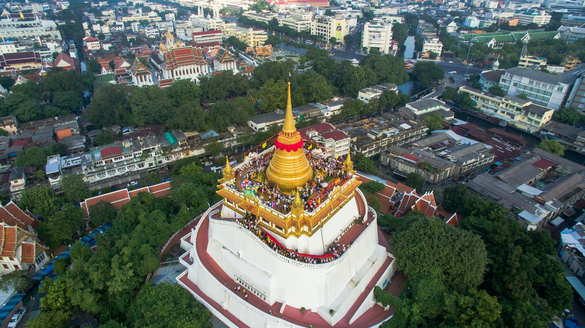 Bangkok Phra Nakhon Walking Tour with Wat Suthat