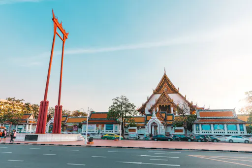 Bangkok Phra Nakhon Walking Tour with Wat Suthat