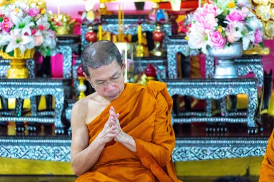 Recorrido por los lugares destacados de Khao Lak con bendición del templo budista