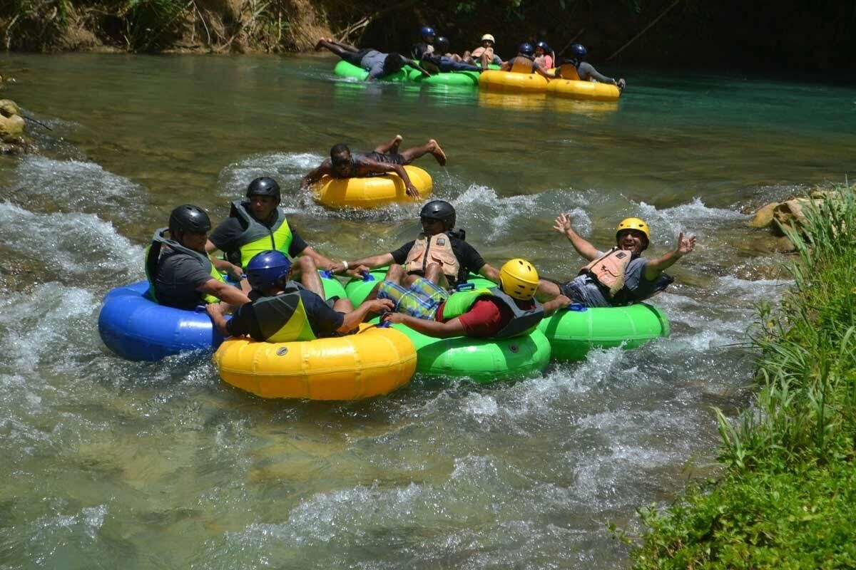 Tubing por el río, Blue Hole y Reggae Hill