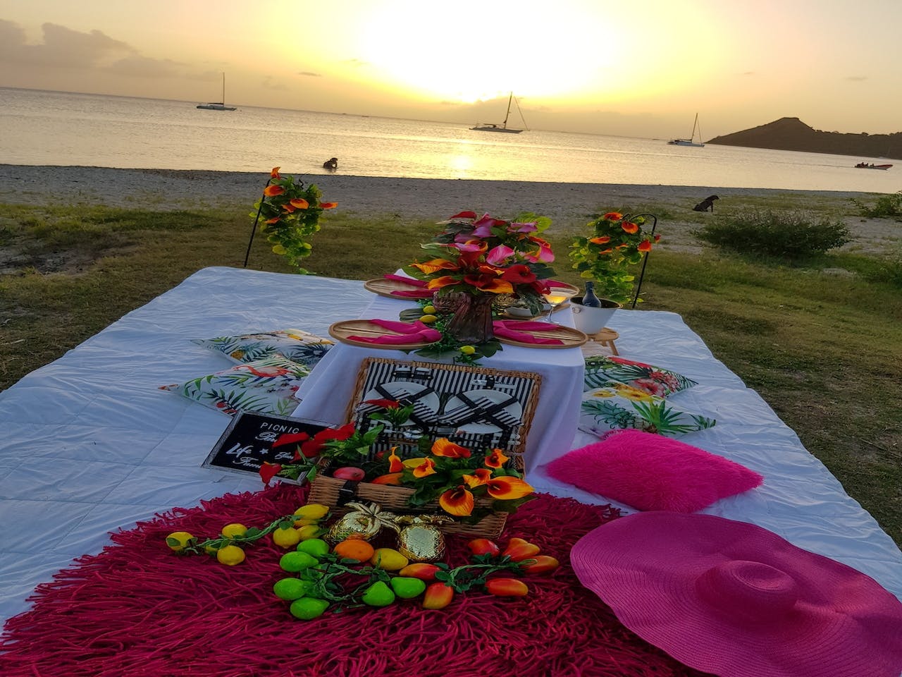 Luxe picknick aan het strand met butler in St. Lucia