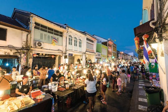 Tour door de Oude Binnenstad van Phuket met de Avondmarkt van Thalang Road