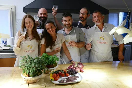 Lezione di cucina e degustazione a casa di una Cesarina a Venezia