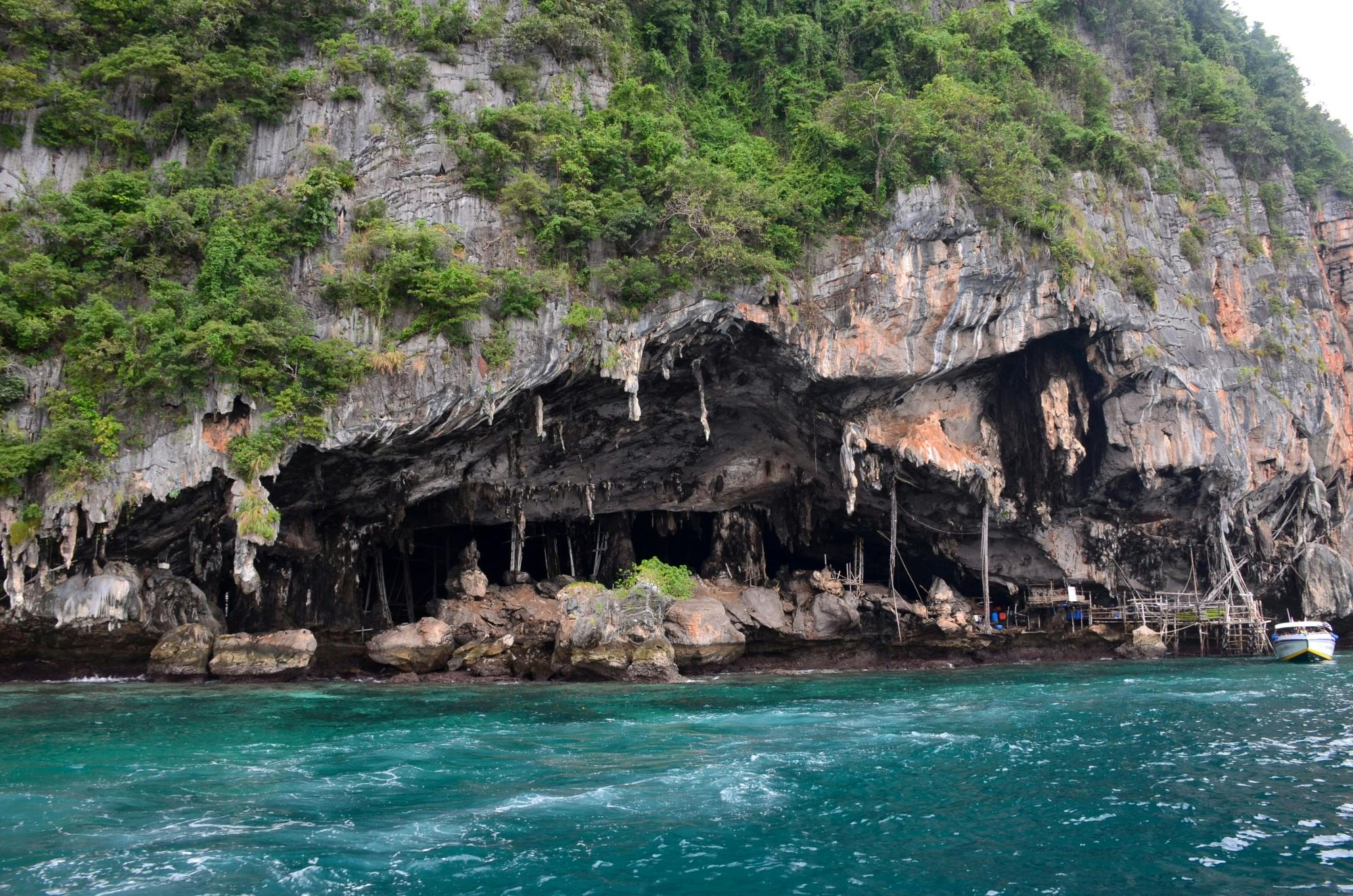 Full Day Phi Phi and Bamboo Island by Speedboat From Khaolak