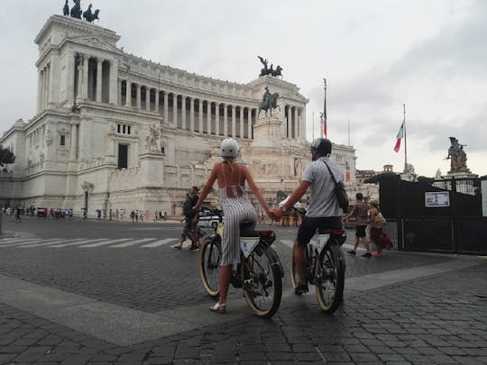 Rome Early Morning E-Bike Tour with 3D Virtual Reality