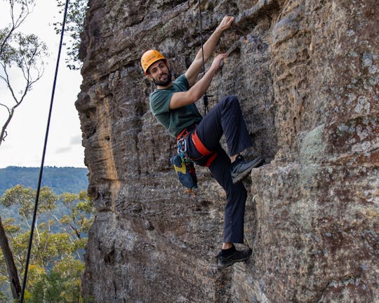 Aventura de escalada en roca de día completo en Blue Mountains