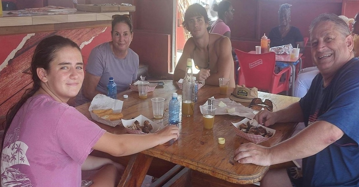 Food & dining in Ocho Rios Food & dining in Ocho Rios