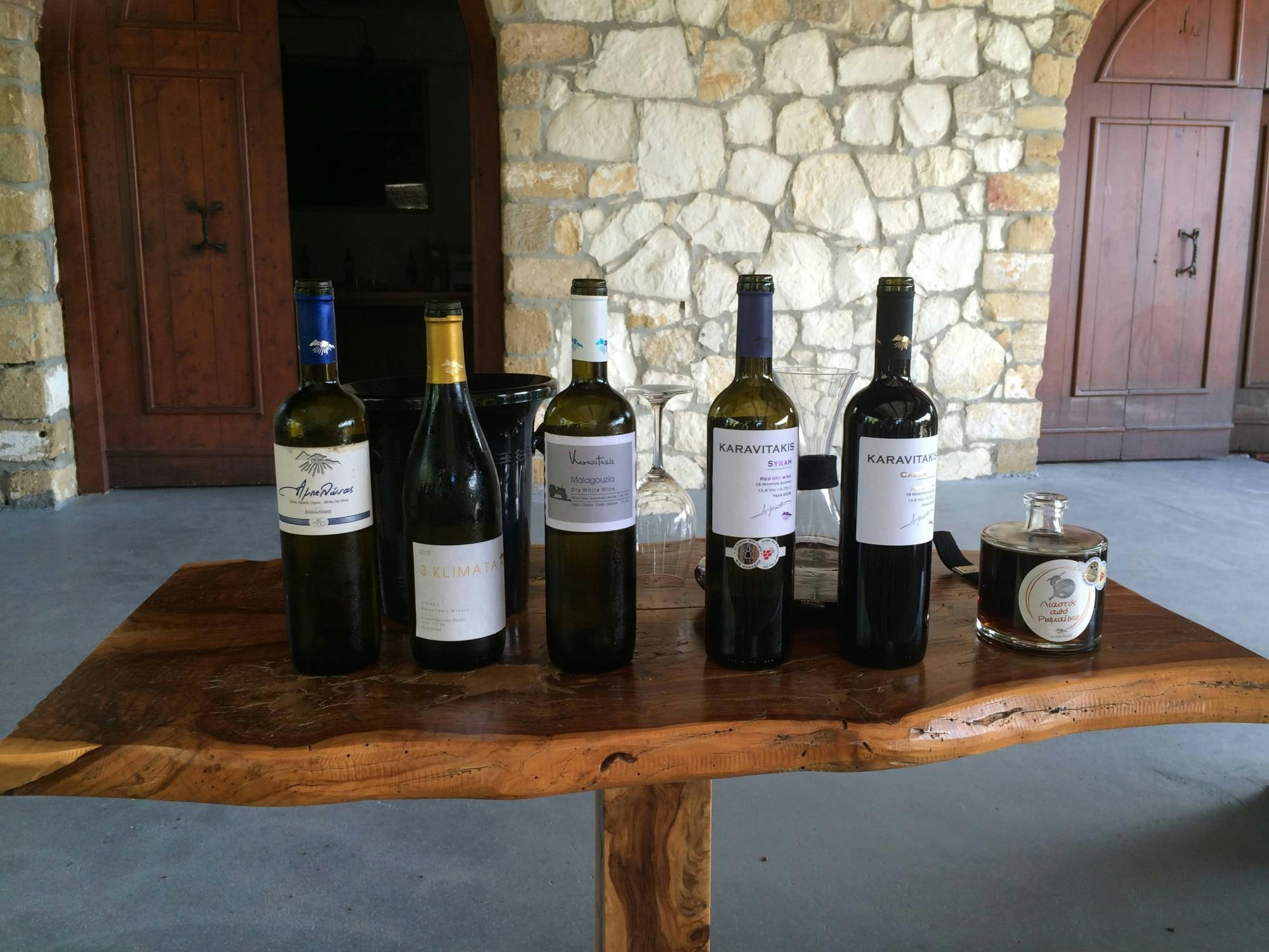 Full-day wine-tasting  and 4x4 adventure in Crete