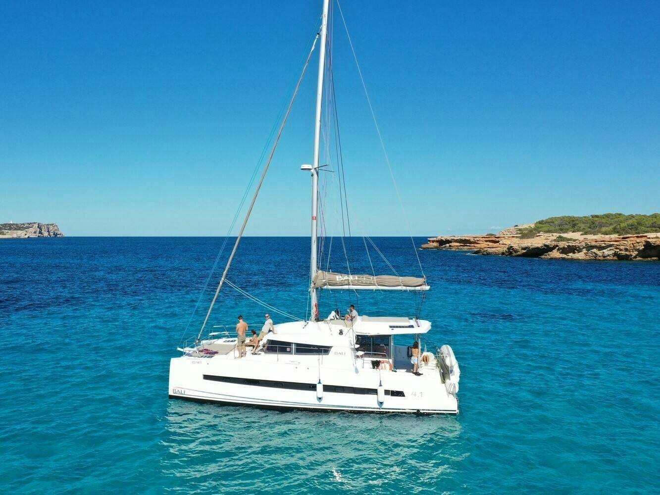 Luxury Catamaran cruise in Panormos