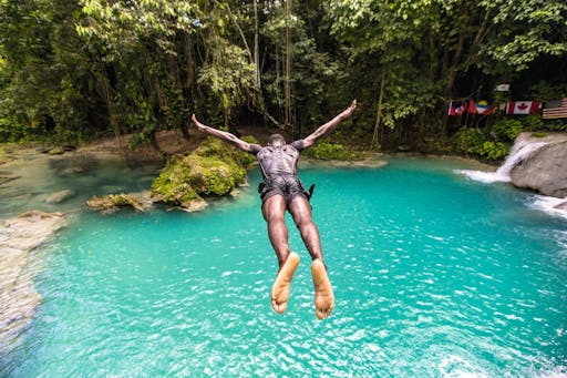 Full-day guided tour to the Blue Hole in Jamaica