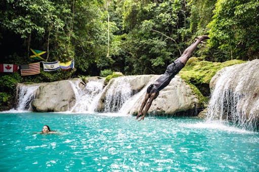 Full-day guided tour to the Blue Hole in Jamaica