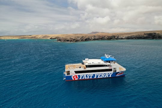 Billete de ida y vuelta en ferry de Fuerteventura a Lanzarote