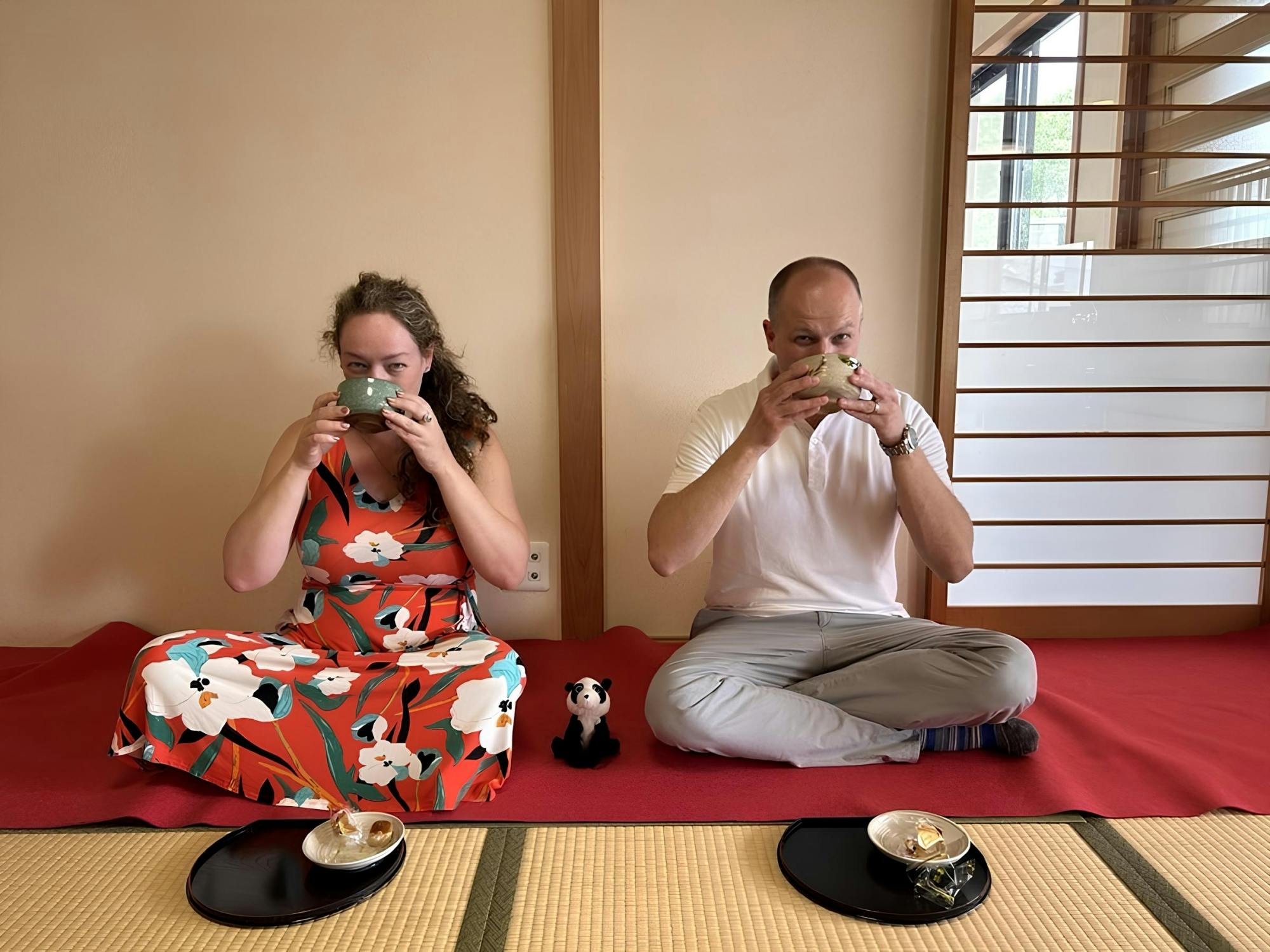 Osaka Culinary Journey with Ramen, Sushi and Tea Ceremony