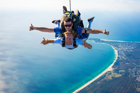 15.000 pés Byron Bay Skydive durante o fim de semana com transferência de Brisbane