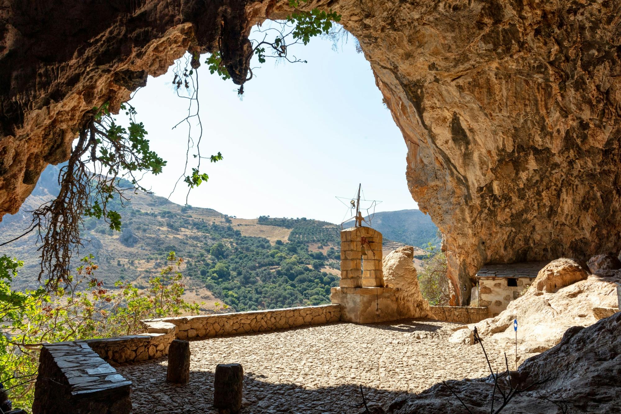 Elafonisi Island Tour with Monastery and Agia Sophia Cave