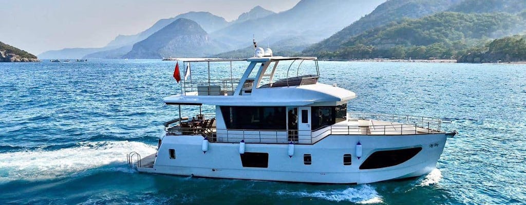 Croisière de luxe d'une journée au départ d'Antalya