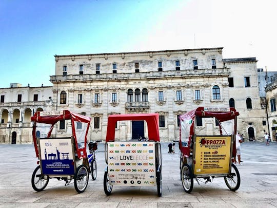 Passeio guiado de riquixá em Lecce com degustação de vinhos