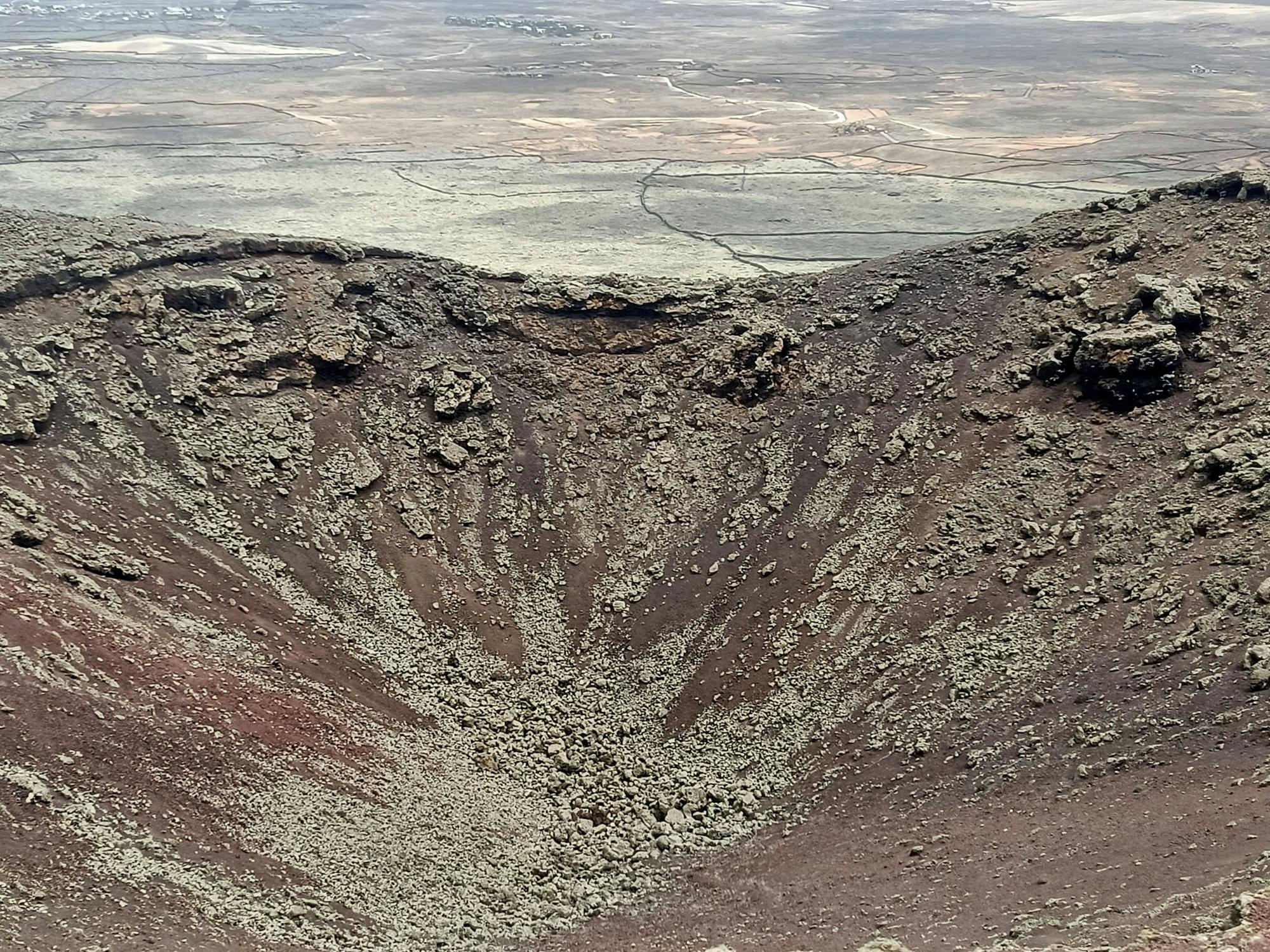 Volcano Arena Hiking Tour