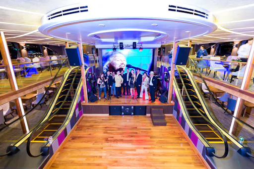 Wonderful Pearl Dinner Cruise