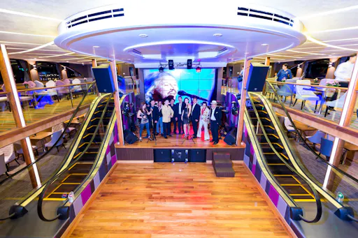 Wonderful Pearl Dinner Cruise