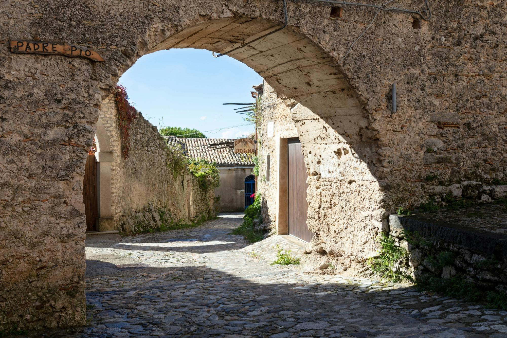 Hidden Gem Gerace Tour