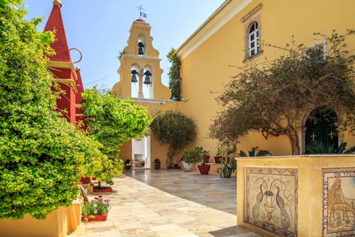Private Corfu Tour with Achillion Palace and Kumquat Distillery