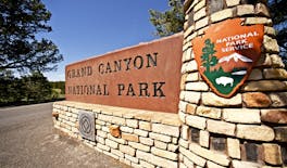 Passeio de carro com guia de áudio pela borda sul do Grand Canyon