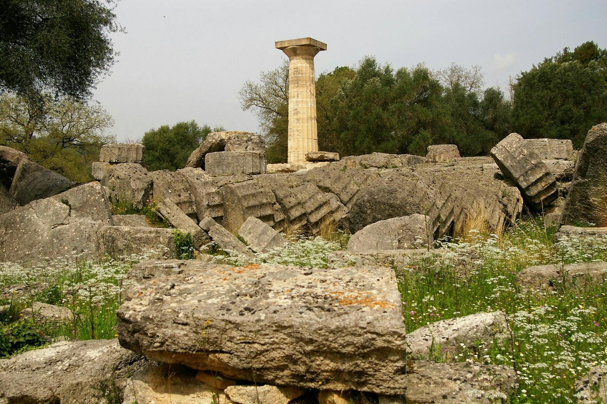 Guided tour of Ancient Olympia with an iPad