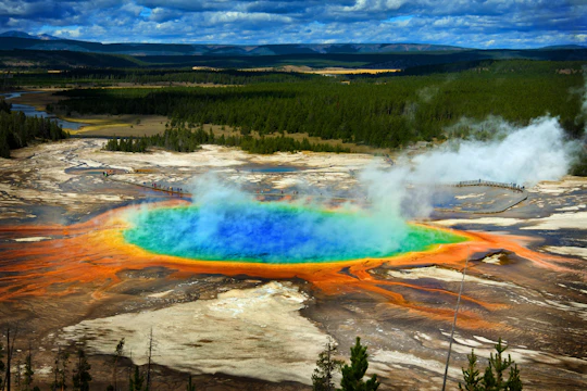 Audio-Guided Driving Tour of Yellowstone National Park