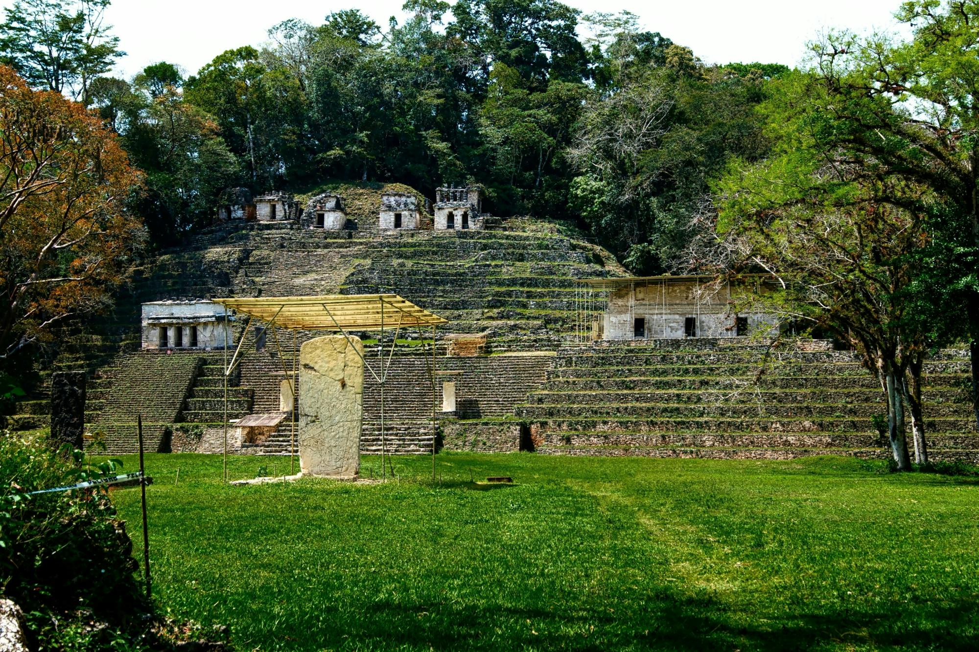 Ganztägige Tour zu den Maya-Ruinen von Bonampak und Yaxchilan