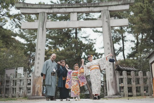 Esperienza di vestizione in kimono a Kyoto