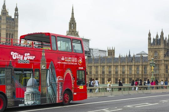 Ônibus hop-on hop-off para excursão pela cidade de Londres