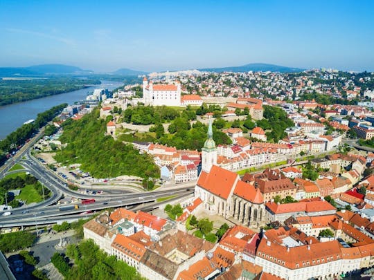 Excursão guiada combinada com os principais pontos turísticos de Bratislava