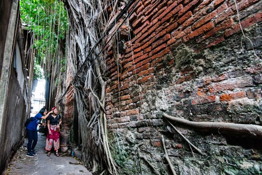 Chinatown Hidden Gem Guided Walking Tour w Bangkoku