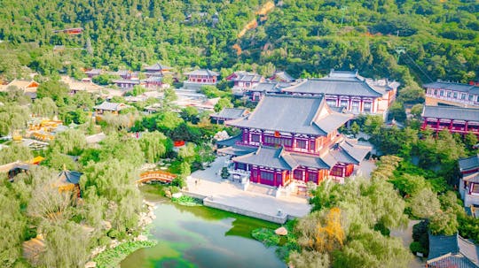 Entrada a las aguas termales del Palacio Huaqing y a los jardines reales