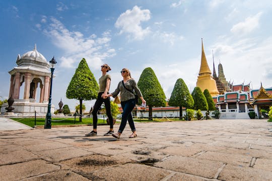 Private tour of Bangkok's temples and Grand Palace with hotel pick-up