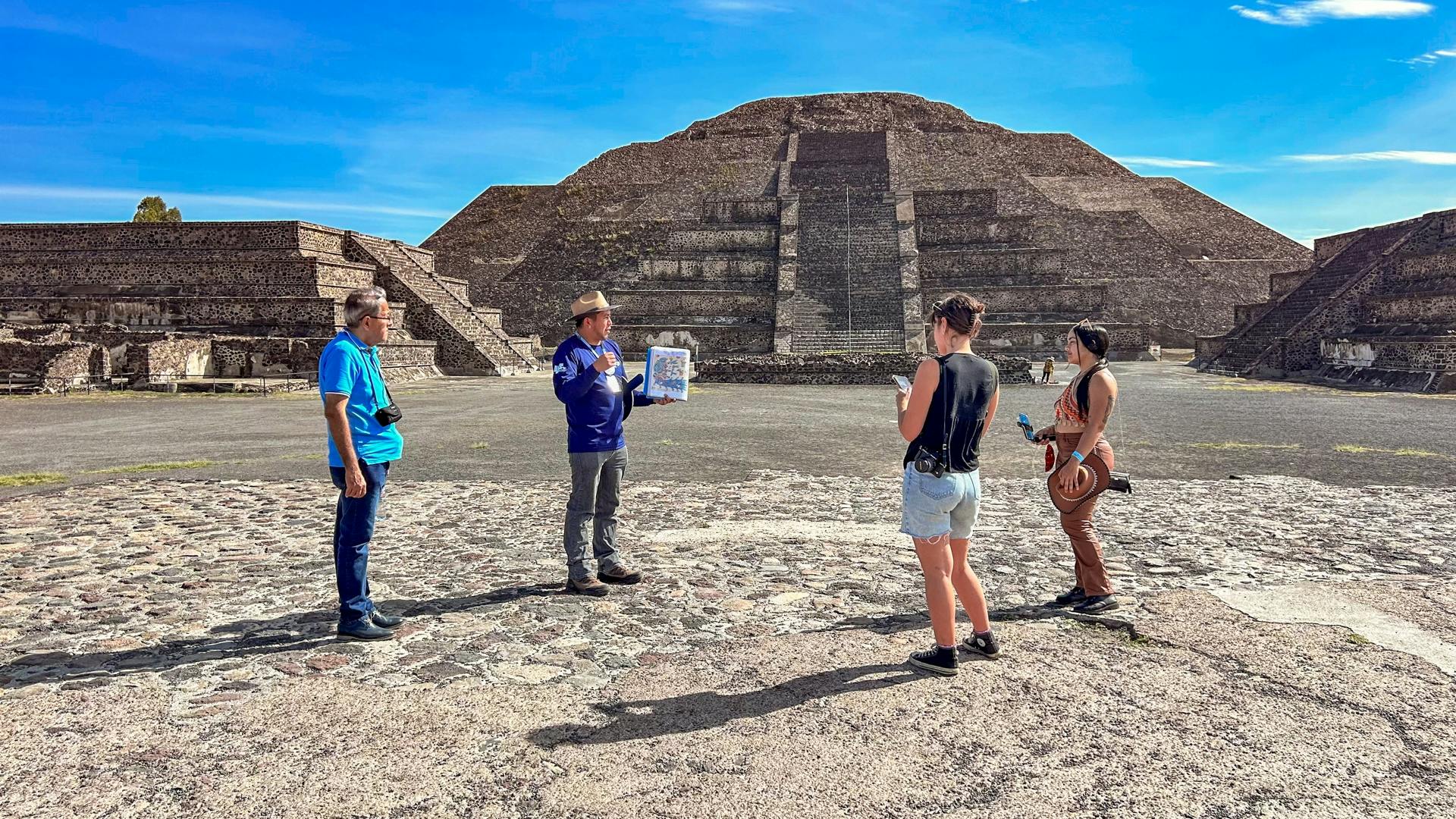 Visita guidata a Teotihuacan e al Santuario di Guadalupe