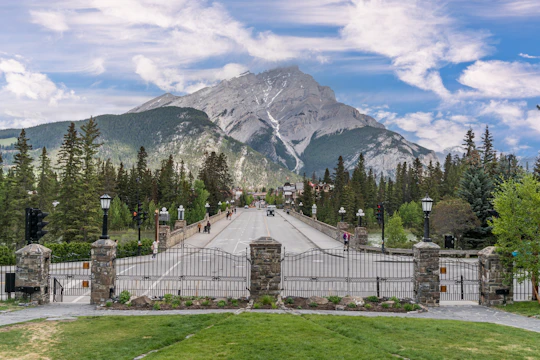 Self-guided driving bundle of Canada with 9 audio tours