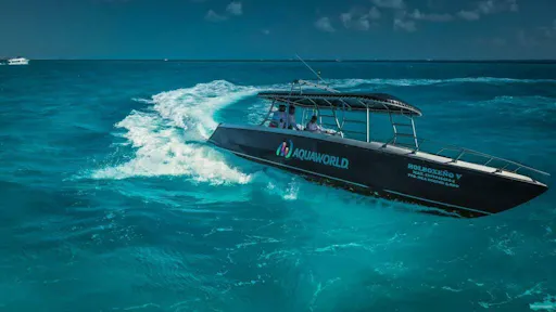 Cruise Cancun on a private boat with crew